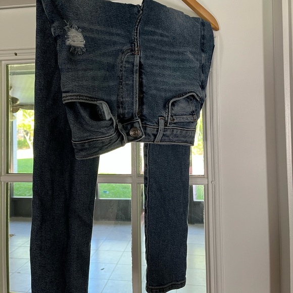 Forever 21 Skinny Ripped Jeans. Size 0 (24 waist). - Picture 2 of 5